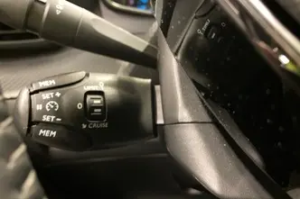 Peugeot 2008, электричество, автомат, передний привод