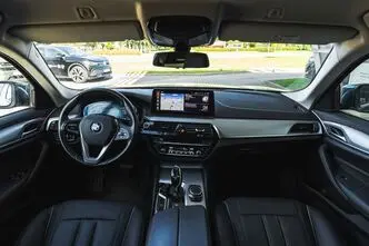 BMW 520, 2.0, 121 kW, diisel, automaat, tagavedu