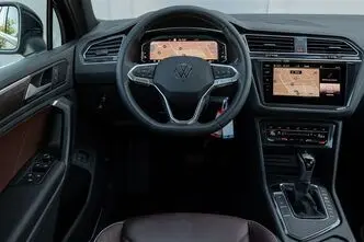 Volkswagen Tiguan, 180 kW, electric, automatic, front-wheel drive