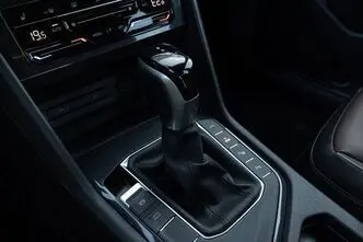 Volkswagen Tiguan, 180 kW, electric, automatic, front-wheel drive