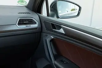 Volkswagen Tiguan, 180 kW, electric, automatic, front-wheel drive