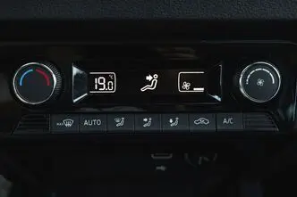 Škoda Fabia, 1.0, 70 kW, бензин, механическая, передний привод