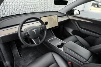 Tesla Model Y, 378 kW, elekter, automaat, nelikvedu