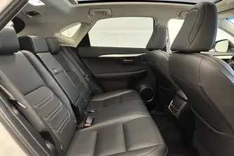 Lexus NX 300h, 2.5, 114 kW, гибрид, автомат, полный привод