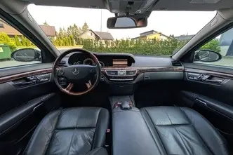 Mercedes-Benz S 350, 3.5, 200 kW, petrol, automatic, rear-wheel drive