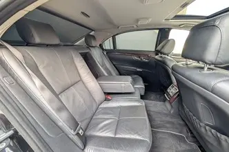 Mercedes-Benz S 350, 3.5, 200 kW, petrol, automatic, rear-wheel drive
