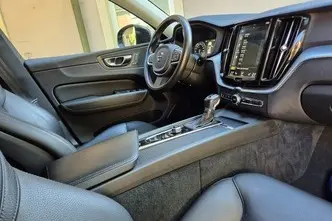 Volvo XC60, 2.0, 173 kW, дизель, автомат, полный привод