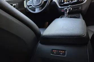 Volvo XC60, 2.0, 173 kW, дизель, автомат, полный привод