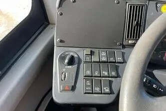 Volvo B8R 8900 LE, 240 kW, diesel, automatic