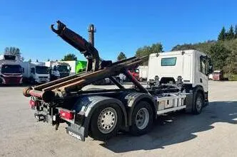 Scania P410, 302 kW, diisel, automaat