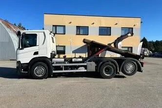 Scania P410, 302 kW, diisel, automaat