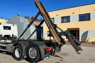 Scania P410, 302 kW, diisel, automaat