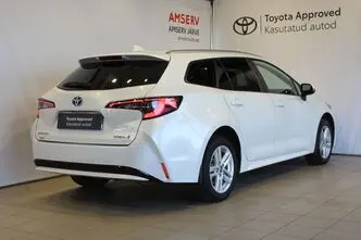 Toyota Corolla, 1.8, 72 kW, гибрид, автомат, передний привод