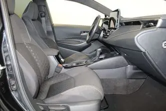 Toyota Corolla, 1.8, 72 kW, гибрид, автомат, передний привод