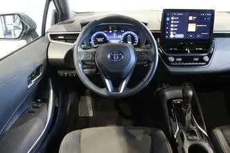 Toyota Corolla, 1.8, 72 kW, гибрид, автомат, передний привод