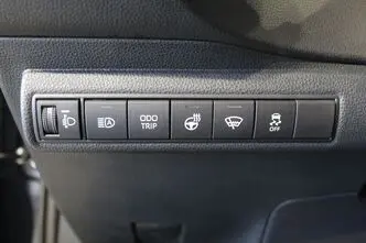 Toyota Corolla, 1.8, 72 kW, гибрид, автомат, передний привод