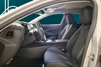 DS 4, 1.6, 165 kW, подключаемый гибрид, автомат, передний привод