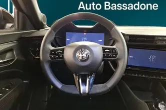Alfa Romeo Junior, 207 kW, электричество, автомат, передний привод