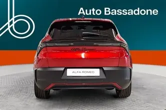 Alfa Romeo Junior, 115 kW, электричество, автомат, передний привод