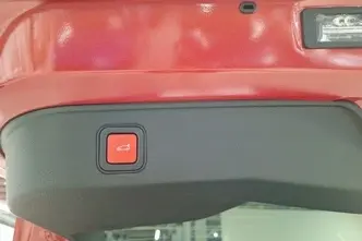 Alfa Romeo Junior, 115 kW, электричество, автомат, передний привод