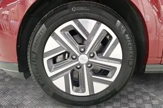 Hyundai Kona, электричество, автомат, передний привод