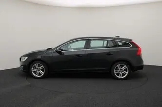 Volvo V60, 2.4, 162 kW, plug-in hybrid, automatic, four-wheel drive
