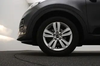 Kia Sportage, 1.6, 97 kW, бензин, механическая, передний привод