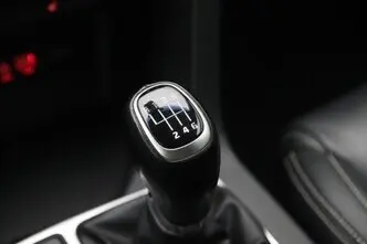 Kia Sportage, 1.6, 97 kW, бензин, механическая, передний привод