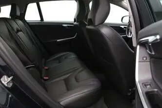 Volvo V60, 2.4, 162 kW, plug-in hybrid, automatic, four-wheel drive