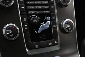 Volvo V60, 2.4, 162 kW, plug-in hybrid, automatic, four-wheel drive