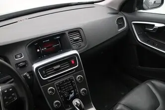 Volvo V60, 2.4, 162 kW, plug-in hybrid, automatic, four-wheel drive