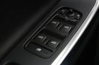 Volvo V60, 2.4, 162 kW, plug-in hybrid, automatic, four-wheel drive