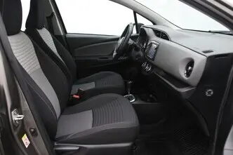 Toyota Yaris, 1.5, 82 kW, petrol, automatic, front-wheel drive