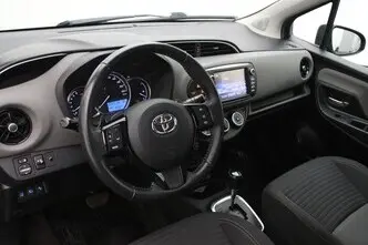 Toyota Yaris, 1.5, 82 kW, petrol, automatic, front-wheel drive