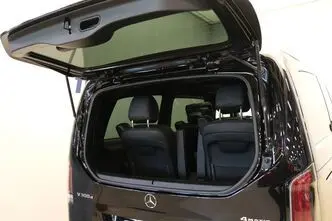 Mercedes-Benz V 300, 2.0, 174 kW, diesel, automatic, four-wheel drive