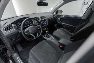 Volkswagen Tiguan, 1.4, 180 kW, petrol, automatic, front-wheel drive