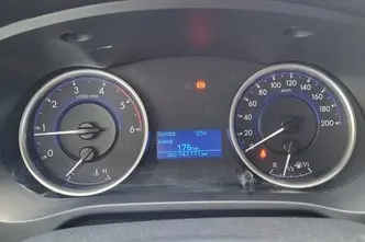 Toyota Hilux, 2.4, 110 kW, diisel, manuaal, nelikvedu