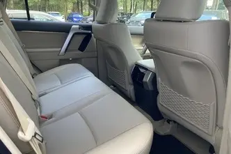 Toyota Land Cruiser, 2.8, 150 kW, diesel, automatic, four-wheel drive