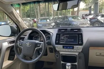 Toyota Land Cruiser, 2.8, 150 kW, diesel, automatic, four-wheel drive