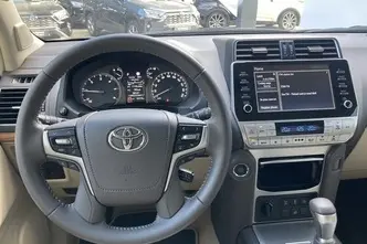 Toyota Land Cruiser, 2.8, 150 kW, diesel, automatic, four-wheel drive