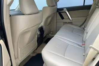Toyota Land Cruiser, 2.8, 150 kW, diesel, automatic, four-wheel drive