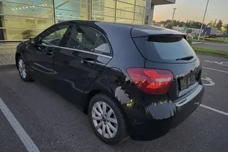 Mercedes-Benz A 180, 1.6, 90 kW, бензин, автомат, передний привод