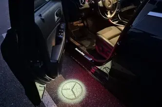 Mercedes-Benz A 180, 1.6, 90 kW, бензин, автомат, передний привод