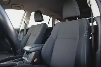 Toyota RAV4, 2.5, 114 kW, гибрид, автомат, передний привод