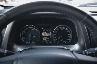 Toyota RAV4, 2.5, 114 kW, гибрид, автомат, передний привод