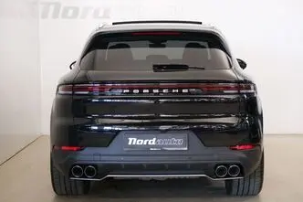 Porsche Cayenne, 3.0, 346 kW, pistikhübriid, automaat, nelikvedu
