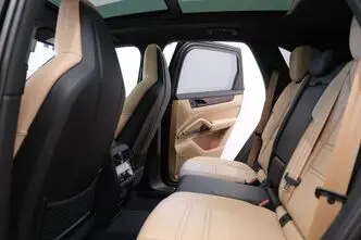 Porsche Cayenne, 3.0, 346 kW, pistikhübriid, automaat, nelikvedu