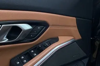BMW 330, 3.0, 195 kW, дизель, автомат, полный привод