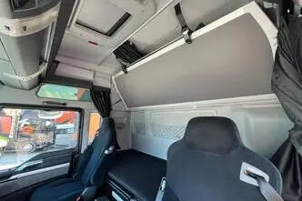 MAN TGX 28.480 6x2, 353 kW, diesel, automatic