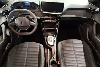 Peugeot 2008, 1.2, 96 kW, bensiin, automaat, esivedu